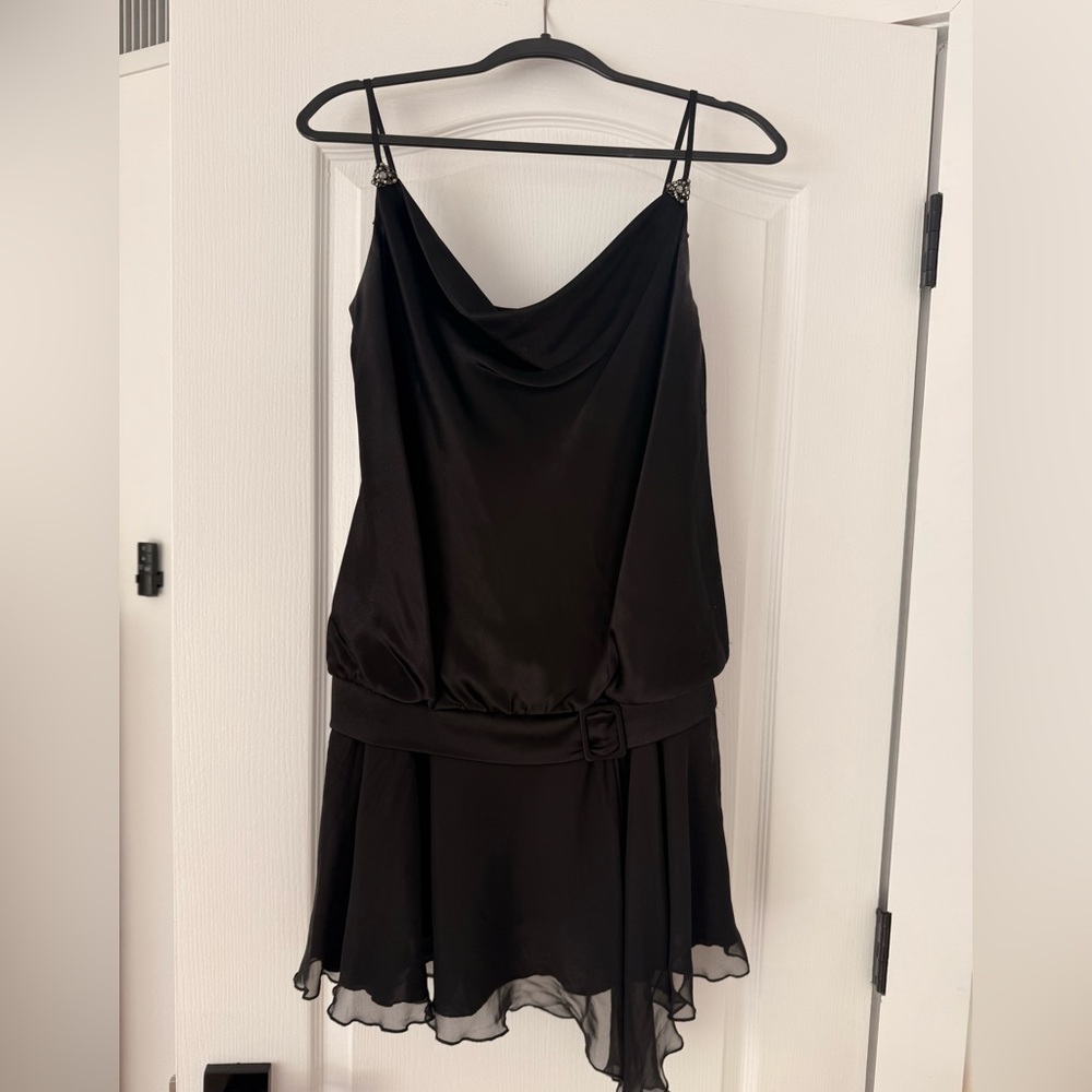 Elegant Black Sleeveless Dress